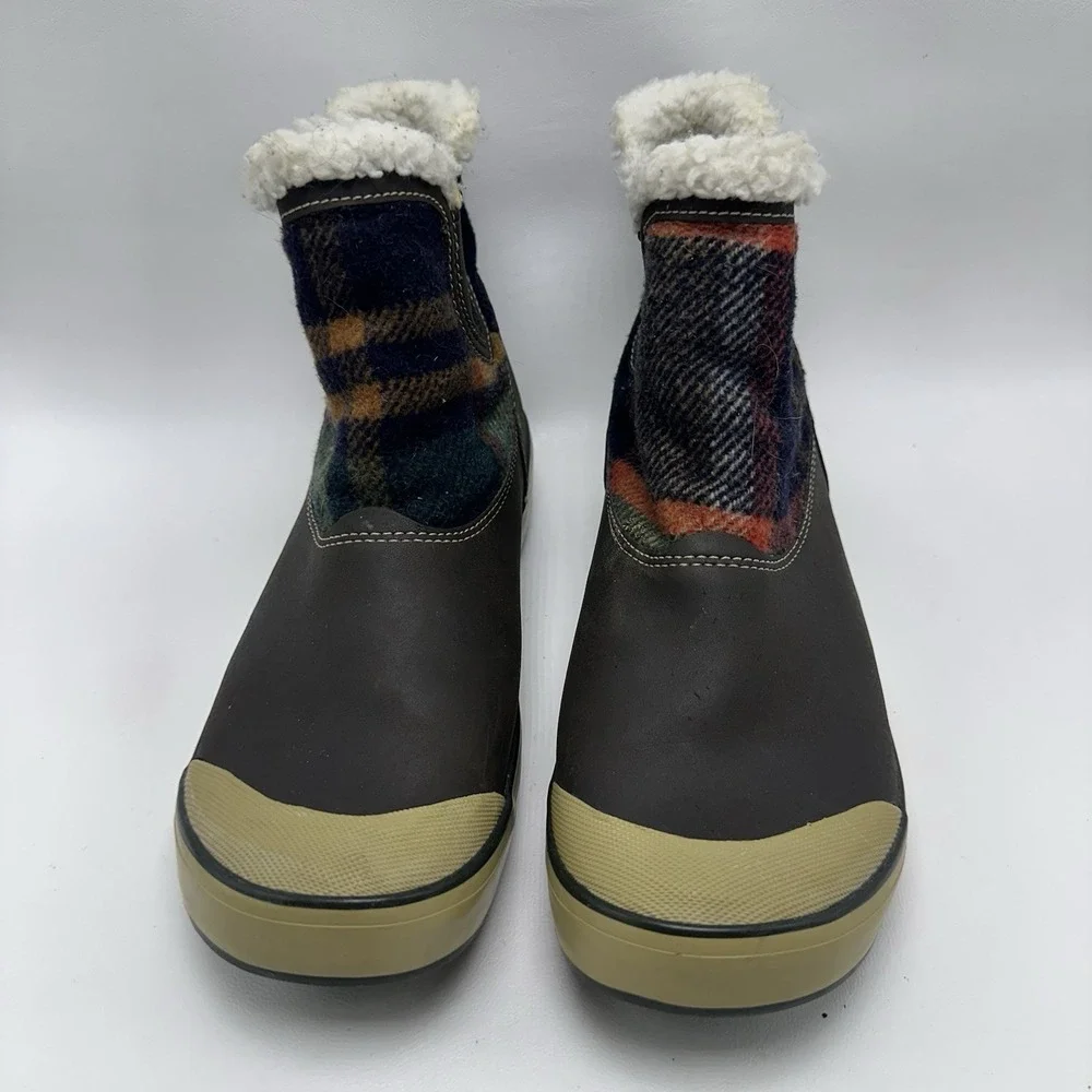 KEEN Elsa Chelsea Boots Size 8 Women Coffee Bean Plaid Wool Waterproof Insulated
